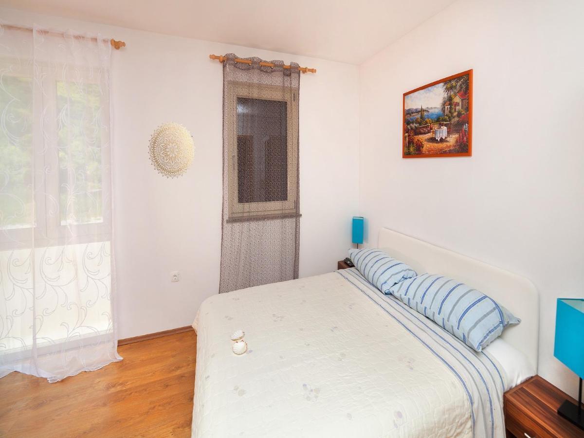 Apartments Barbara Brsec Luaran gambar