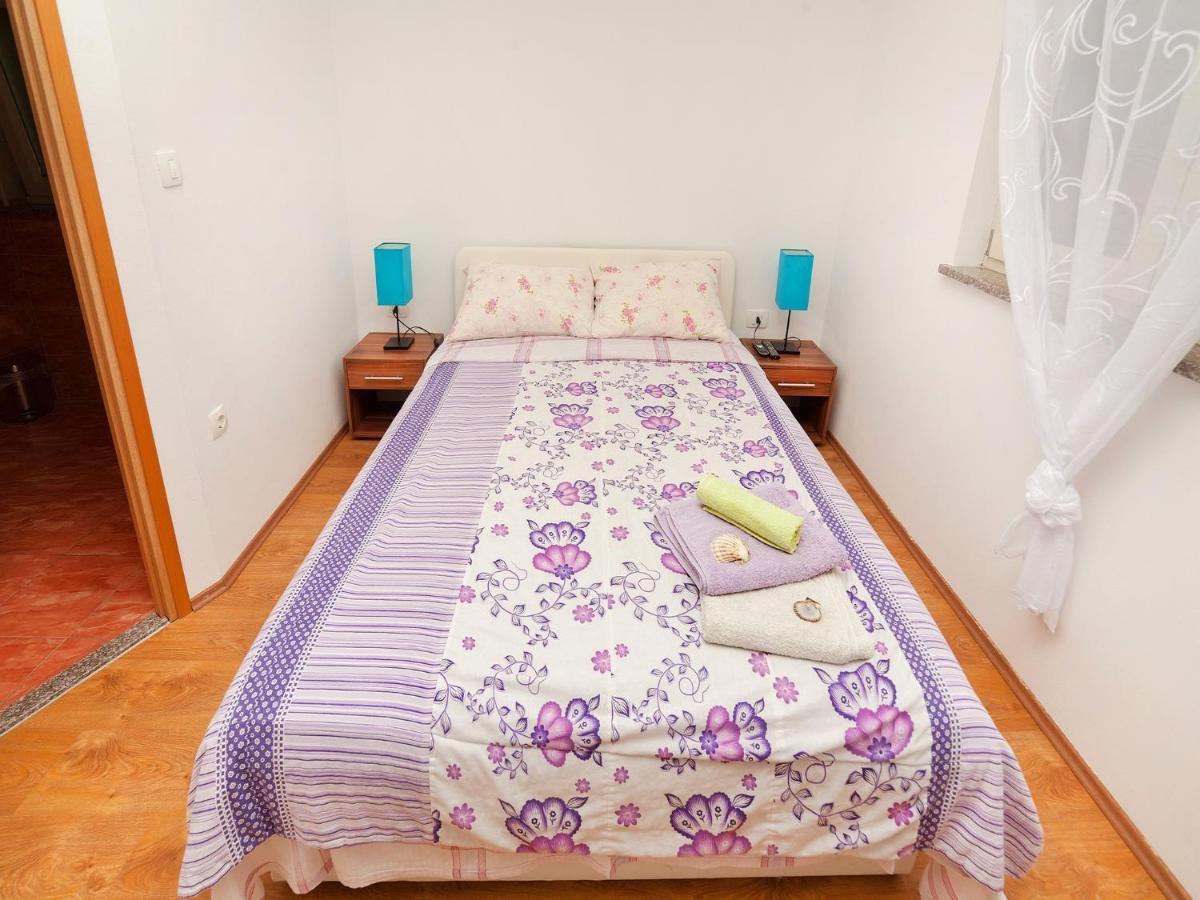 Apartments Barbara Brsec Luaran gambar